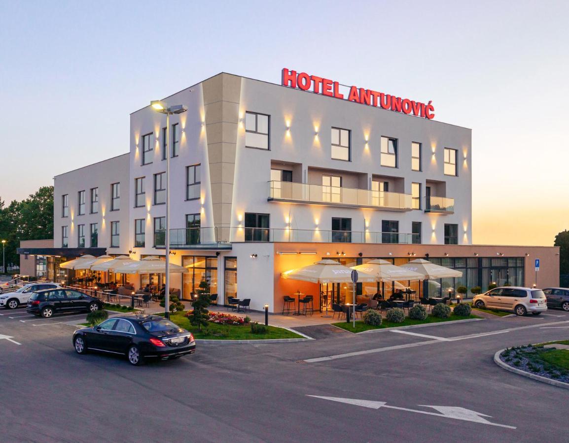 Antunovic Hotel East Sesvete Exterior photo